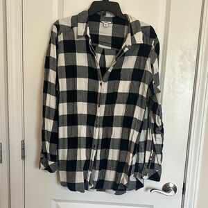 Sonoma Black and White Checkered Shirt